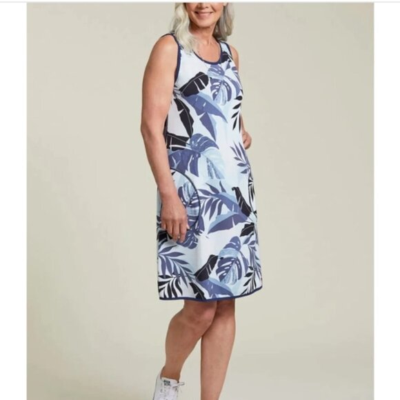 Tribal Reversible A-Line Travel Dress With Pockets- Plus size 4x - Picture 4 of 9